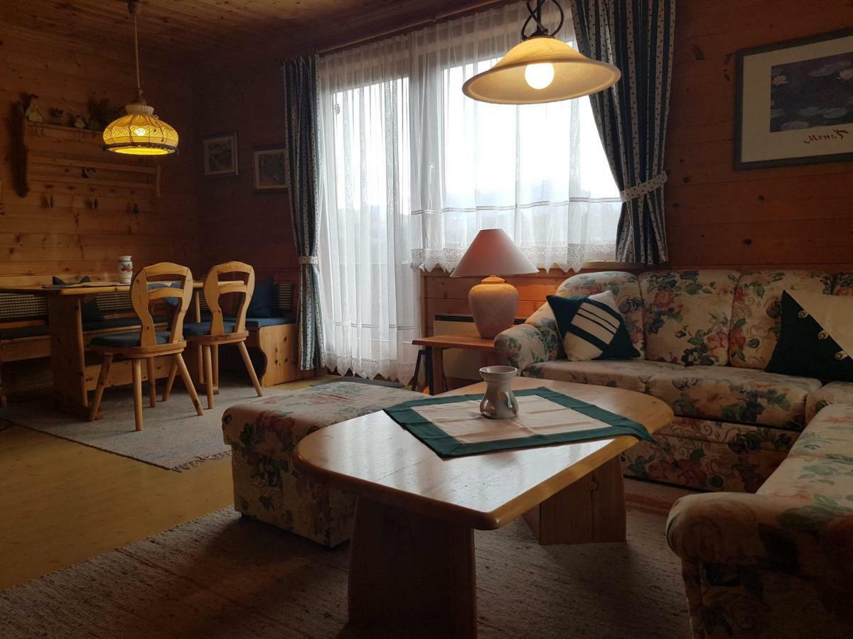 Ferienwohnung Arina タウプリッツ エクステリア 写真
