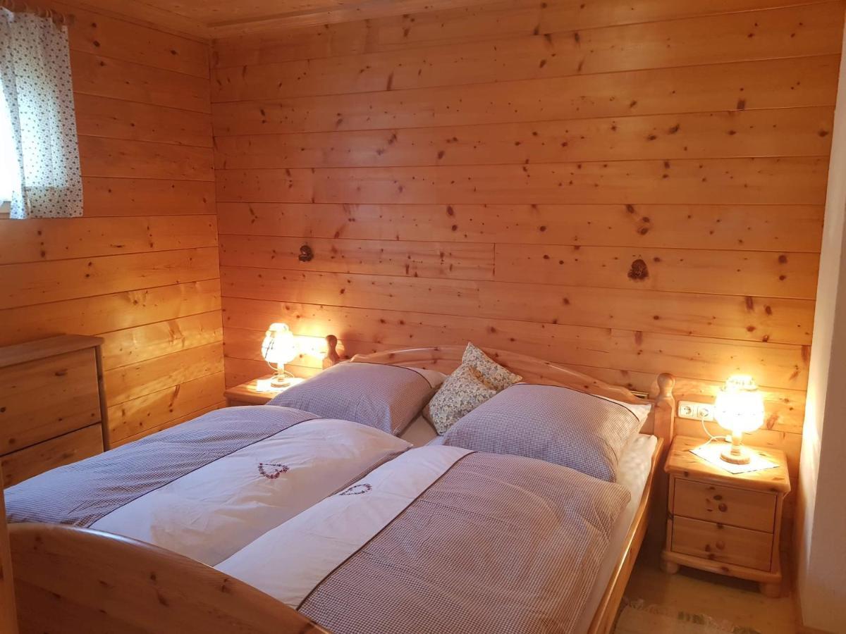 Ferienwohnung Arina タウプリッツ エクステリア 写真